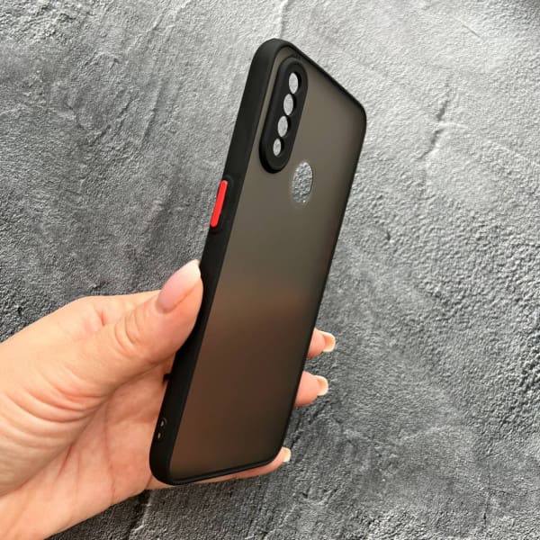 Чехол для Oppo A31 с защитой камеры матовый пластик без дизайна