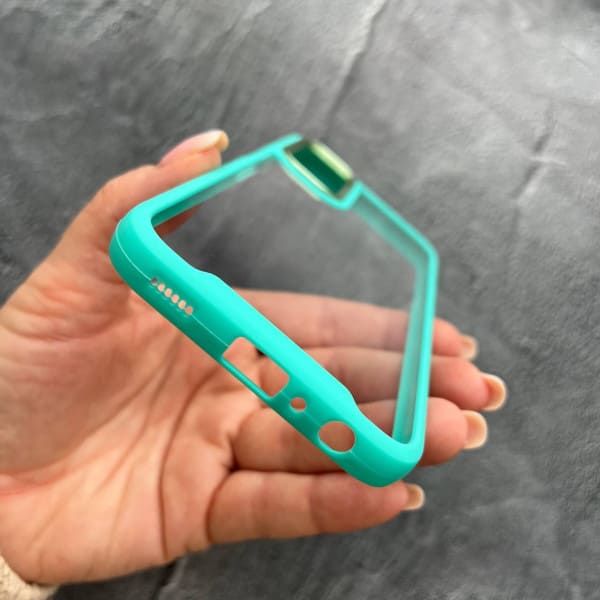 Чехол для Samsung Galaxy A24 с бирюзовым бортиком и металлической камерой обводки