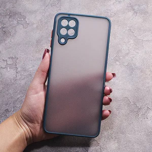 Чохол для Samsung Galaxy A12 / M12 з захистом камери матовий пластик без дизайну