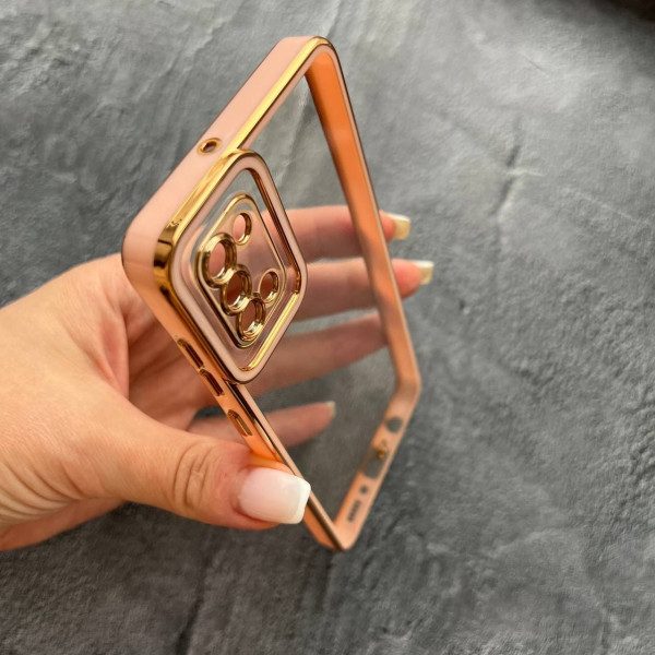 Чехол для Samsung Galaxy A31 с защитой камеры прозрачный чехол с персиковым бортиком и золотой обводкой