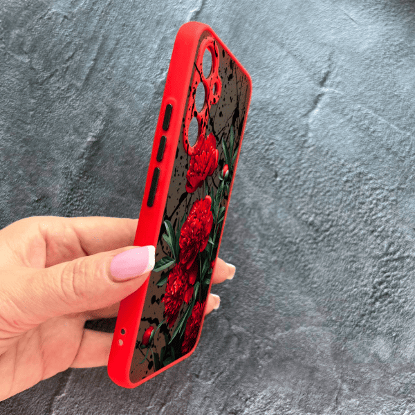 Чехол для Samsung Galaxy A55 красные пионы с черными каплями красный бортик