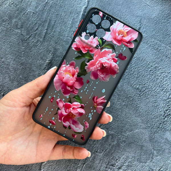 Чохол для Samsung Galaxy M53 з захистом камери півонії рожеві з краплями води з чорним бортиком