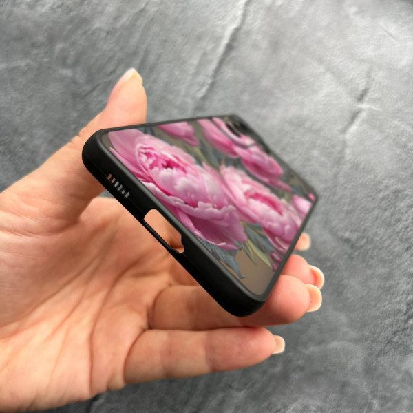 Чехол для Samsung Galaxy S22 с защитой камеры с цветами крупными пионами