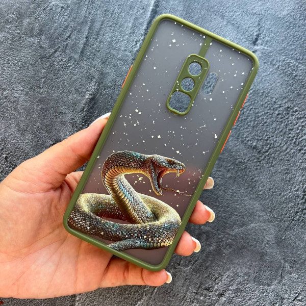 Чехол для Samsung Galaxy S9 Plus золотая змея