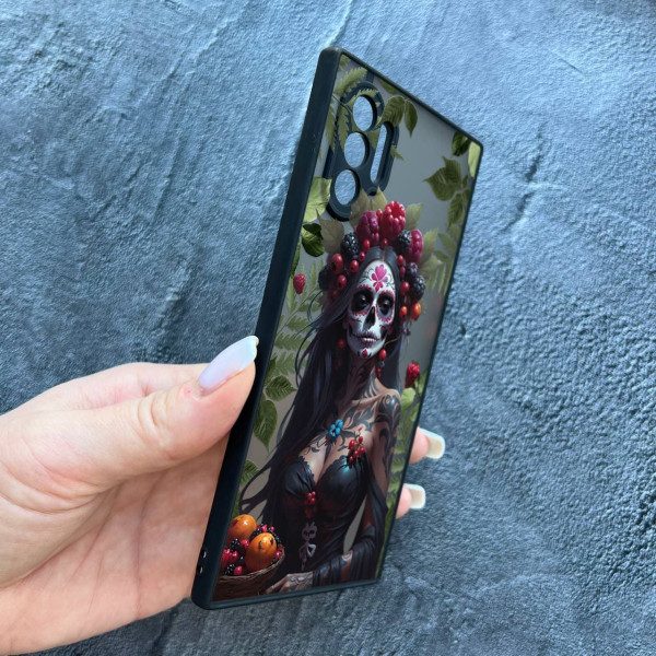 Чехол для Samsung Galaxy Note 10 Plus с защитой камеры девушка Санта-Муэрте и листьями