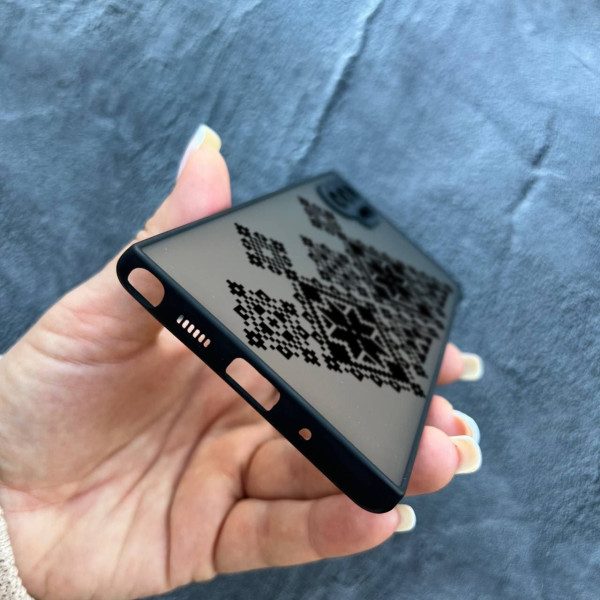 Чехол для Samsung Galaxy Note 10 Plus с защитой камеры с вышиванкой черная украинская
