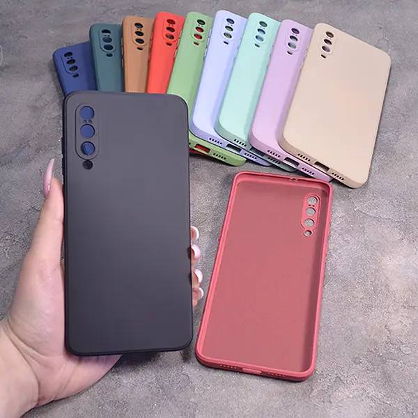 Однотонный чехол для Xiaomi Mi 9 с soft-touch покрытием и микрофиброй внутри