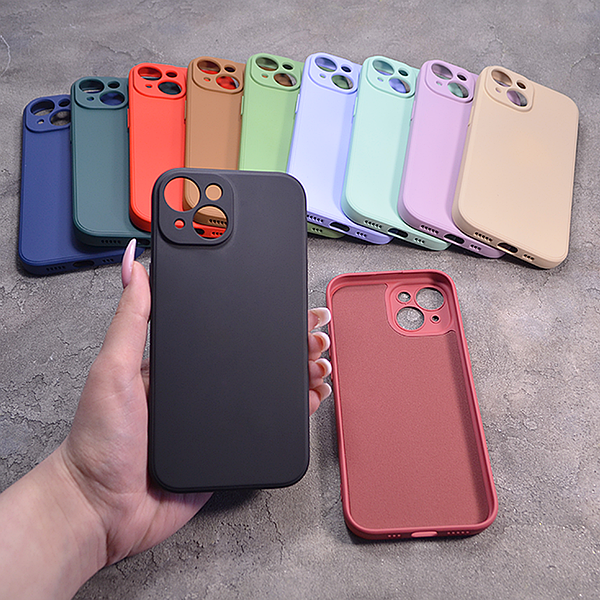 Однотонний чохол для iPhone 15 з soft-touch покриттям і мікрофіброю всередині