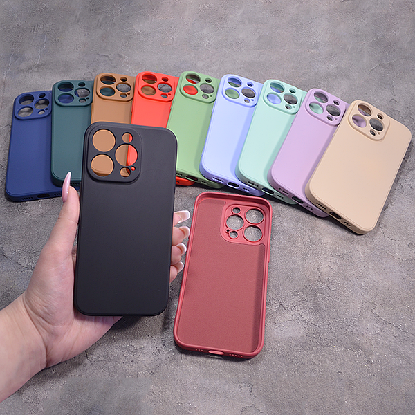 Однотонний чохол для iPhone 14 Pro з soft-touch покриттям і мікрофіброю всередині