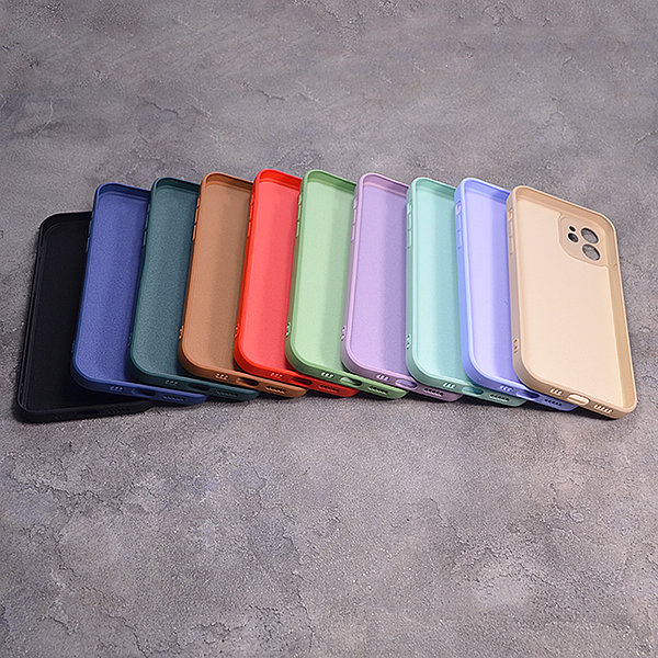 Однотонний чохол для IPhone 12 з soft-touch покриттям і мікрофіброю всередині
