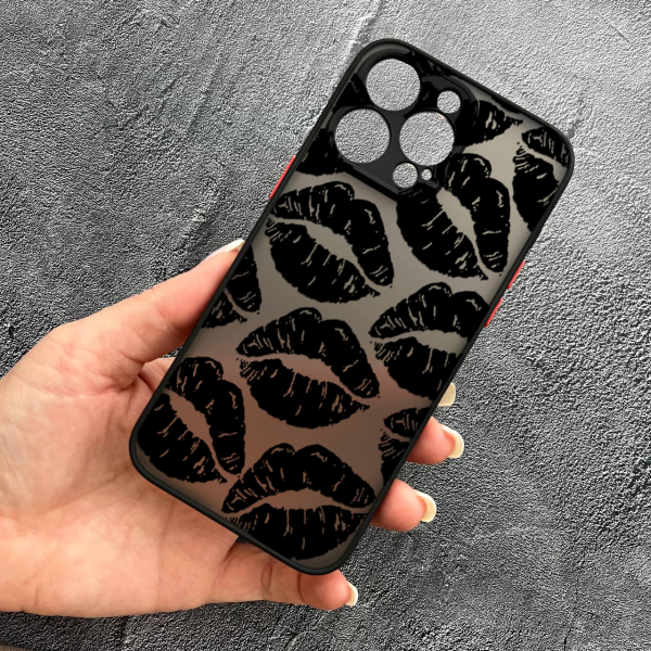 Чохол для iPhone 15 Pro Max чорні губи