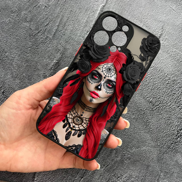 Чохол для iPhone 15 Pro Max Санта-Муерте у трояндах