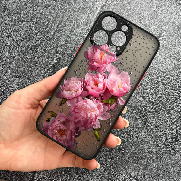 Чохол для iPhone 15 Pro Max півонії з краплями