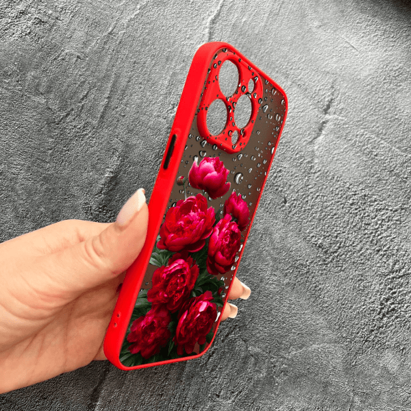 Чехол для iPhone 14 Pro Max красные крупные пионы красный бортик