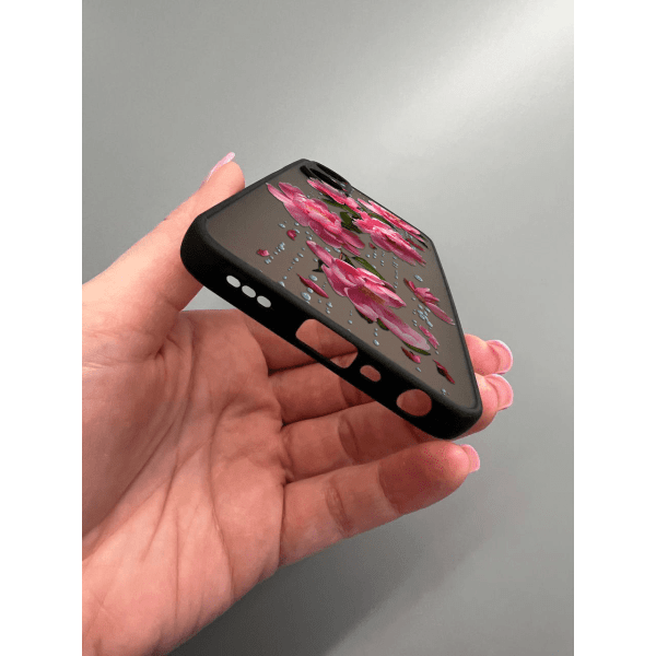 Чехол для Oppo A78 4G с защитой камеры пионы с дождем