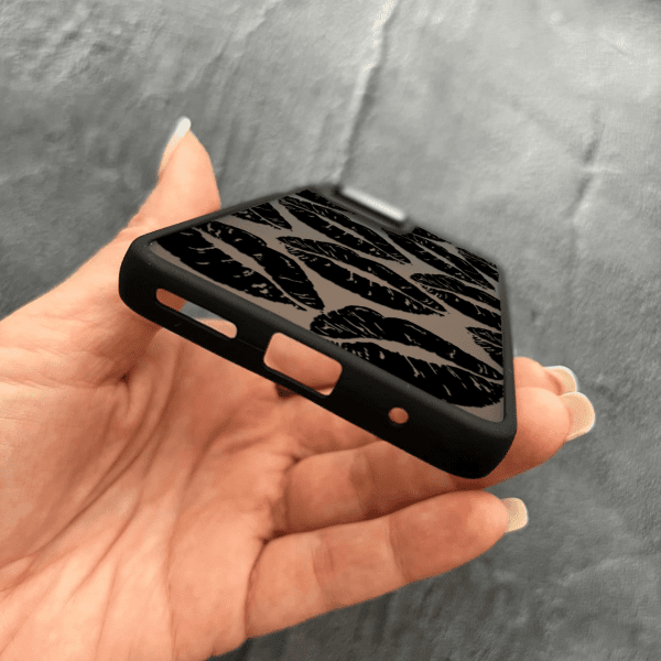 Чехол для Motorola G14 черные губы