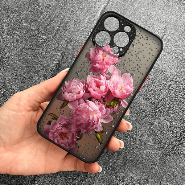 Чехол для iPhone 13 Pro с защитой камеры пионы с каплями