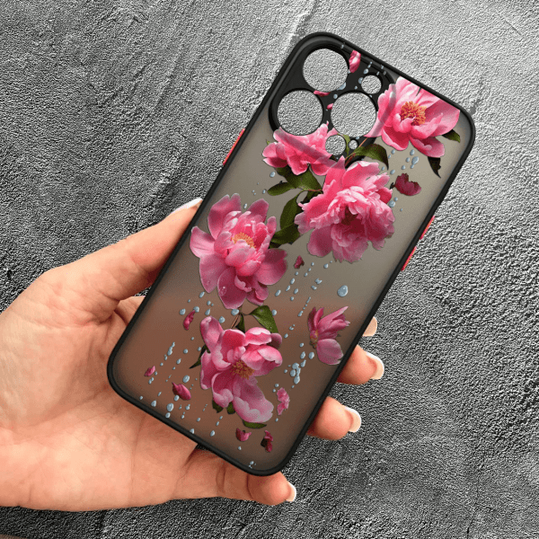 Чехол для iPhone 14 Pro с защитой камеры пионы с дождем