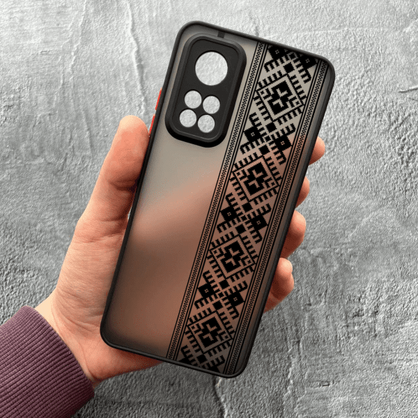 Чохол для Xiaomi Mi 10T / 10T Pro з захистом камери з вишиванкою чорна оригінальна