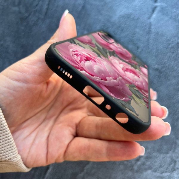 Чехол для Samsung Galaxy M35 с защитой камеры с цветами крупными пионами