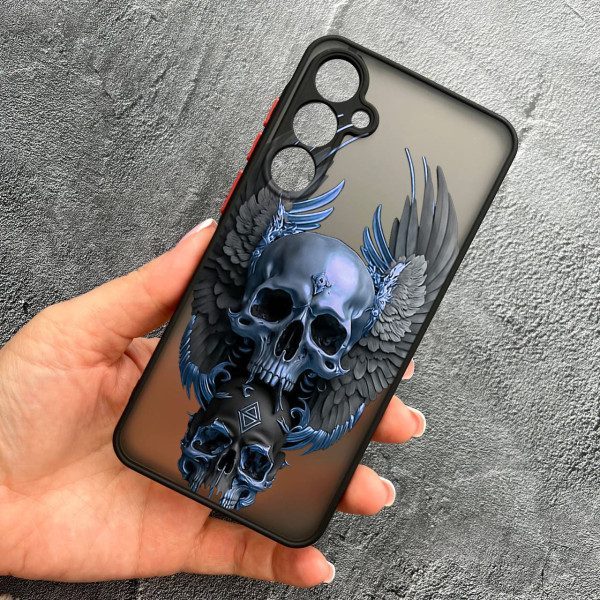 Чехол для Samsung Galaxy M35 с защитой камеры с черепом и крыльями