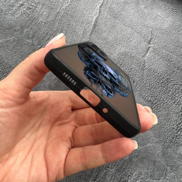 Чехол для Samsung Galaxy A33 с защитой камеры с черепом и крыльями