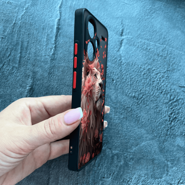 Чохол для Xiaomi Redmi Note 13 Pro Plus з захистом камери з левом та квітами