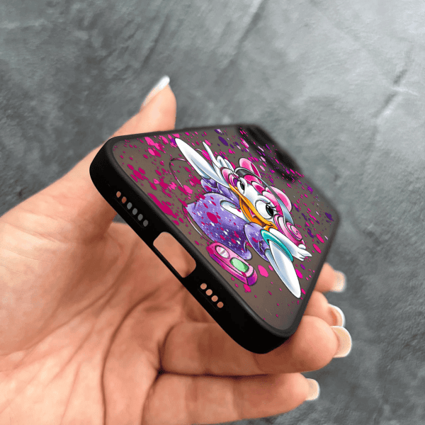 Чехол для iPhone 16 Pro Max детский с защитой камеры с Дейзи