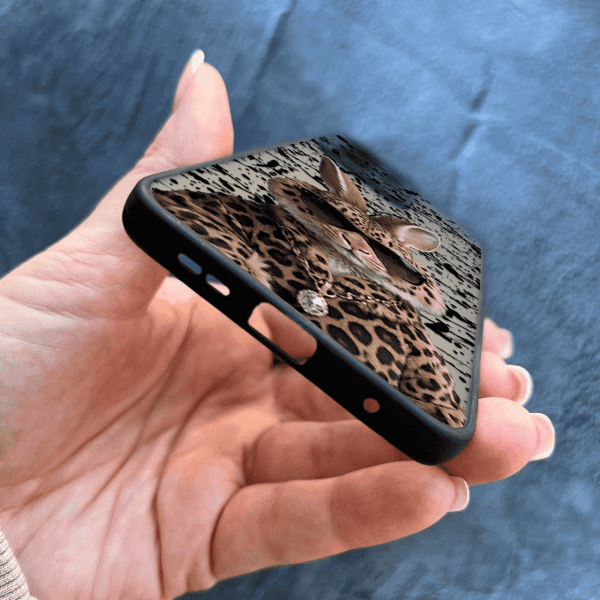 Чехол для Xiaomi Redmi Note 12 4G с защитой камеры с зайцем в леопарде