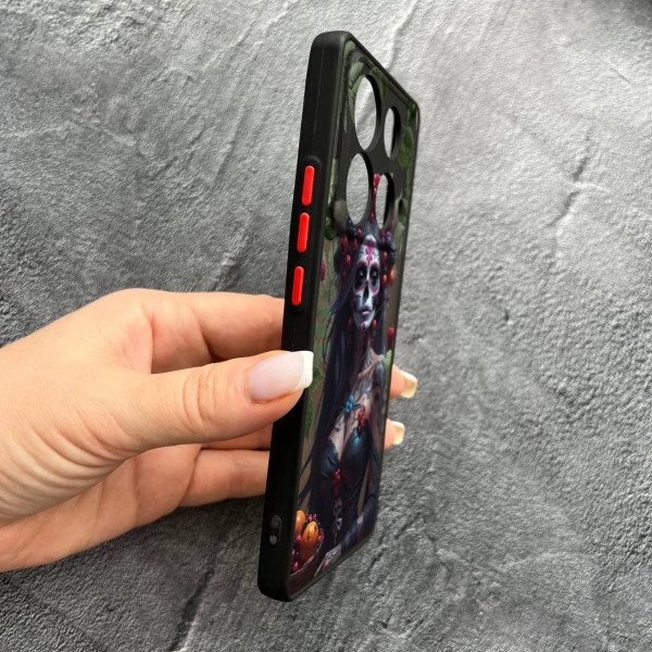 Чехол для Infinix Note 40 4G с защитой камеры девушка Санта-Муэрте и листьями