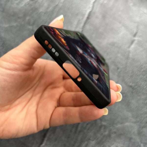Чехол для Infinix Note 40 4G с защитой камеры девушка Санта-Муэрте и листьями