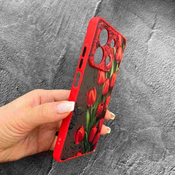 Чехол для Redmi Note 13 5G с защитой камеры с цветами красные тюльпаны с красным бортиком