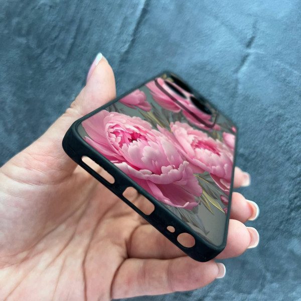 Чехол для Infinix Hot 40 / Hot 40 Pro с защитой камеры с цветами пионами крупными 