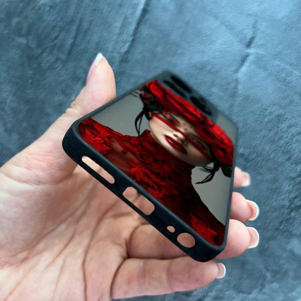 Чехол для Infinix Hot 40 / Hot 40 Pro с защитой камеры с девочкой и цветами