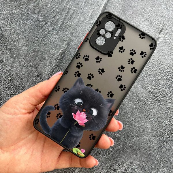 Чехол для Xiaomi Redmi Note 10 4G / Note 10s / Xiaomi Poco M5s с защитой камеры детский с котом и цветком