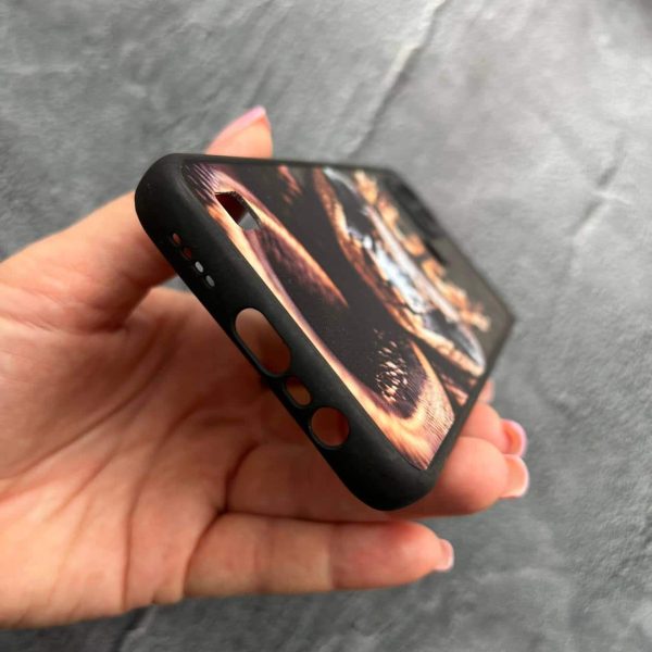 Чехол для Realme С21 с защитой камеры со змеей с короной