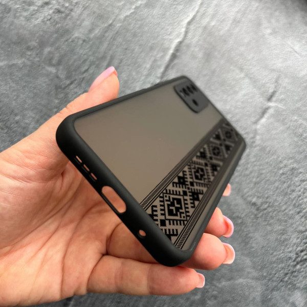 Чехол для Xiaomi Redmi 9T с защитой камеры с вышиванкой черная оригинальная