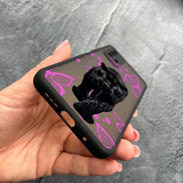 Чехол для Xiaomi Redmi 9T с защитой камеры с пантерой и бабочками