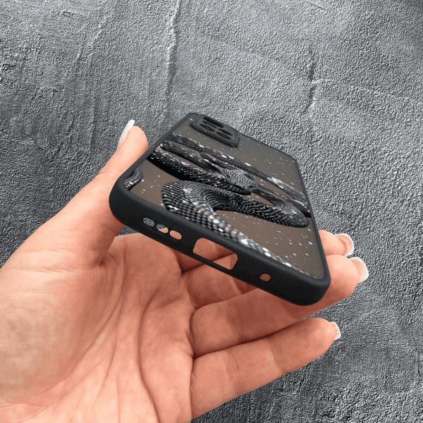 Чехол для Xiaomi Redmi Note 11 Pro Plus 5G с защитой камеры со змеей с блестками