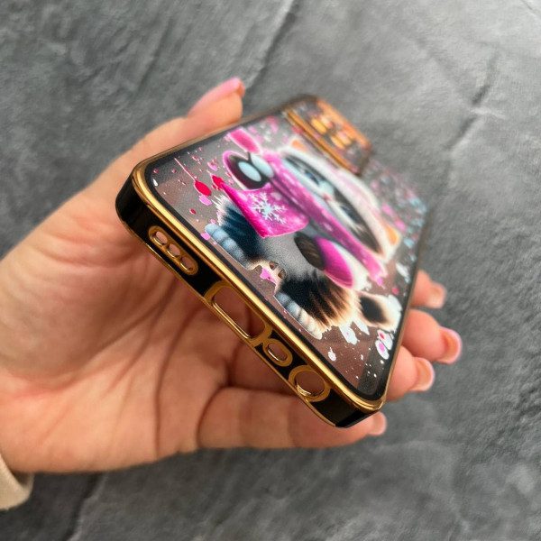 Чехол для Oppo А54 4G с защитой камеры с зимним котиком с черным бортиком и золотой обводкой