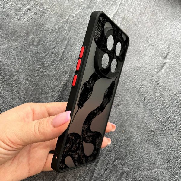 Чехол для Xiaomi Redmi Note 14 Pro 5G с защитой камеры с черной змеей