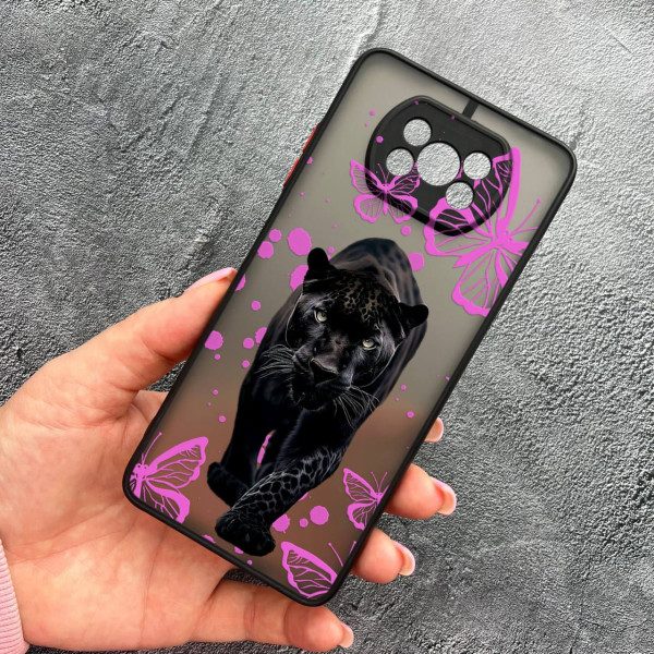 Чехол для Xiaomi Poco X3 NFC / Poco X3 Pro с защитой камеры с пантерой и бабочками