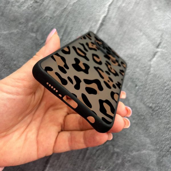 Чехол для Xiaomi Poco X3 NFC / Poco X3 Pro с защитой камеры с леопардом шоколадным