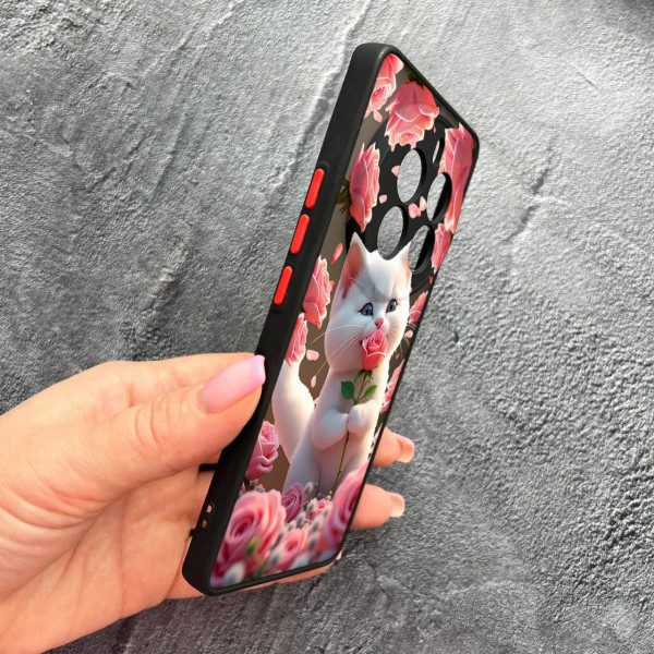 Чехол для Realme 12 pro 5G с защитой камеры с котом в цветах розах