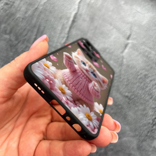 Чехол для Oppo Reno 7 4G с защитой камеры с котом в цветах ромашки