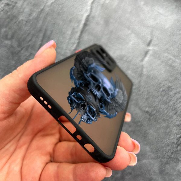 Чехол для Oppo Reno 7 4G с защитой камеры с черепом и крыльями
