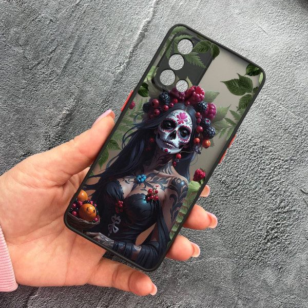Чехол для Oppo A74 4G с защитой камеры девушка Санта-Муэрте и листьями