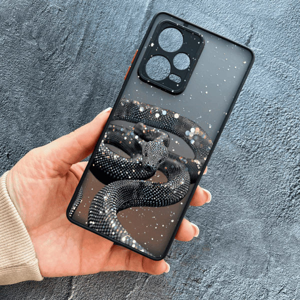 Чехол для Xiaomi Poco X5 с защитой камеры со змеей с блестками