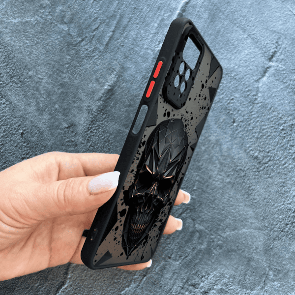 Чехол для Xiaomi Redmi Note 11 / Note 11s с защитой камеры с черепом в кубе