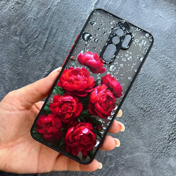 Чехол для Xiaomi Redmi 9 с защитой камеры красные крупные пионы